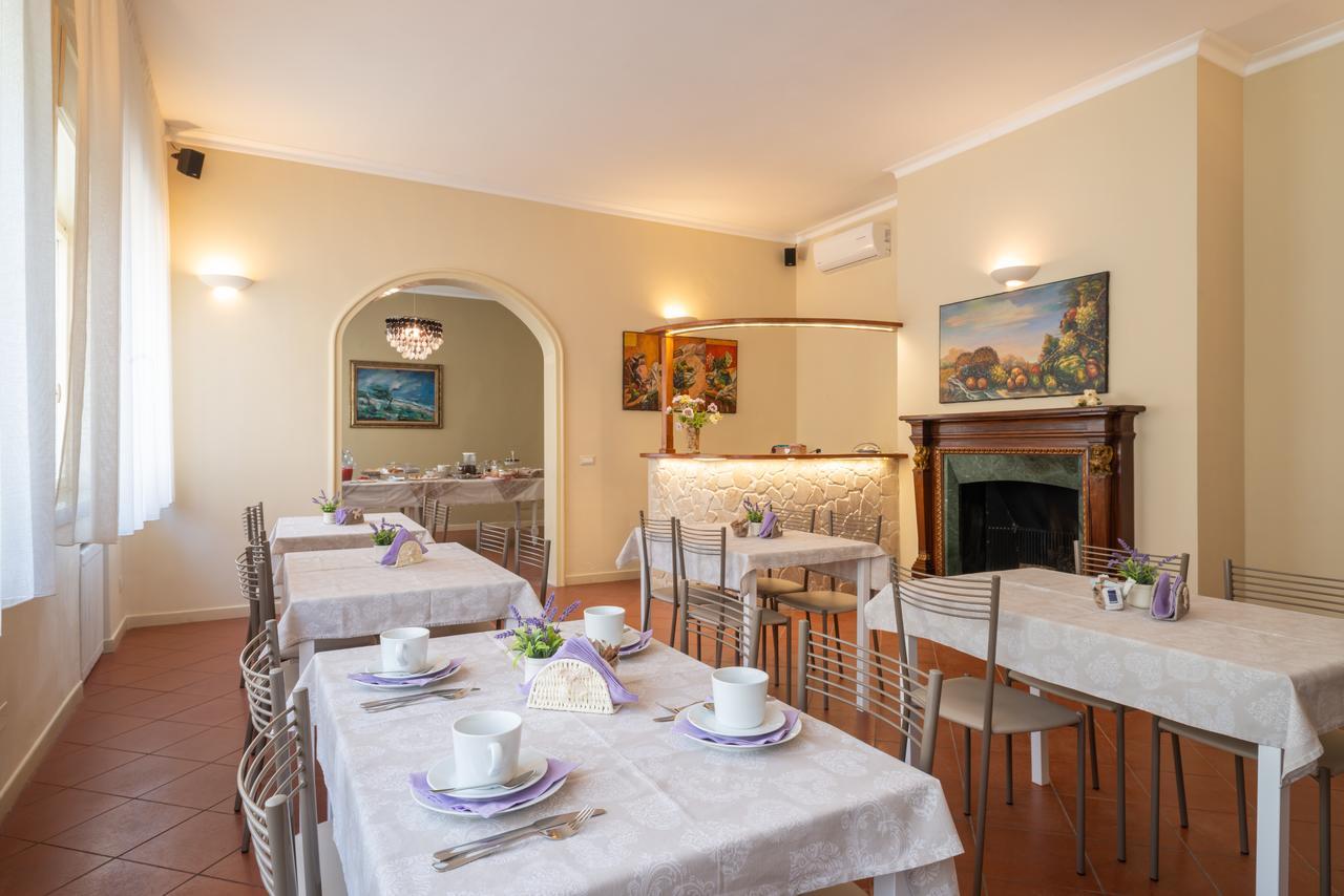 Villa Domus Salento Suites & Rooms Con Parcheggio Privato In Loco 莱切 外观 照片