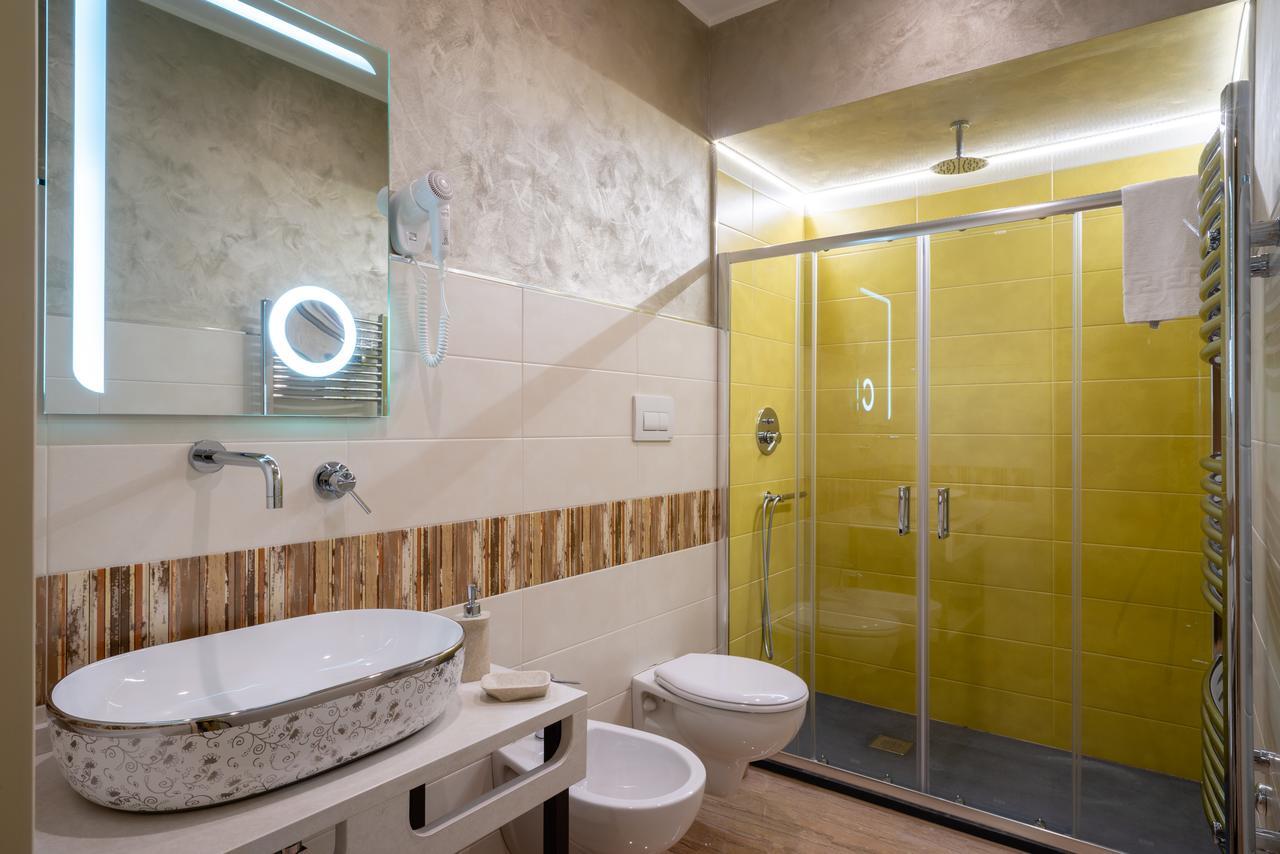 Villa Domus Salento Suites & Rooms Con Parcheggio Privato In Loco 莱切 外观 照片